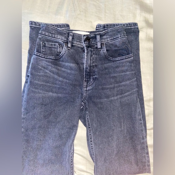 EVERLANE | THE CHEEKY JEAN 23 TALL in BLACK - Picture 2 of 6